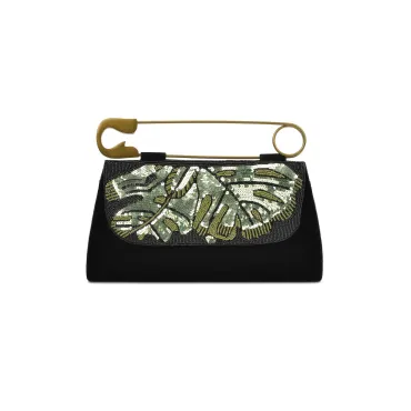bolsa with safety pin handle